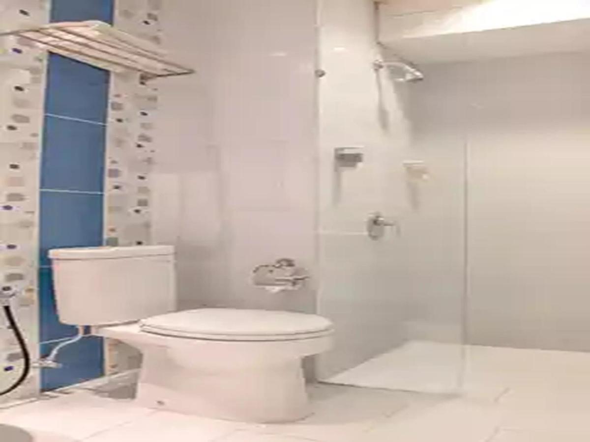 Dewarna Hotel Arifin Bunul Екстериор снимка